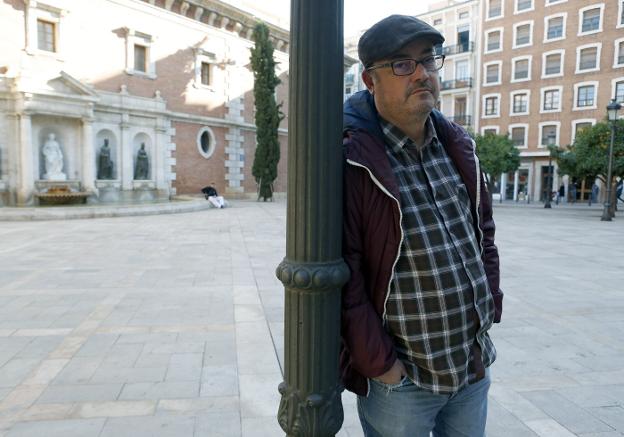 Manuel Martín Cuenca, ayer, en Valencia, donde presentó la película 'El autor'. 