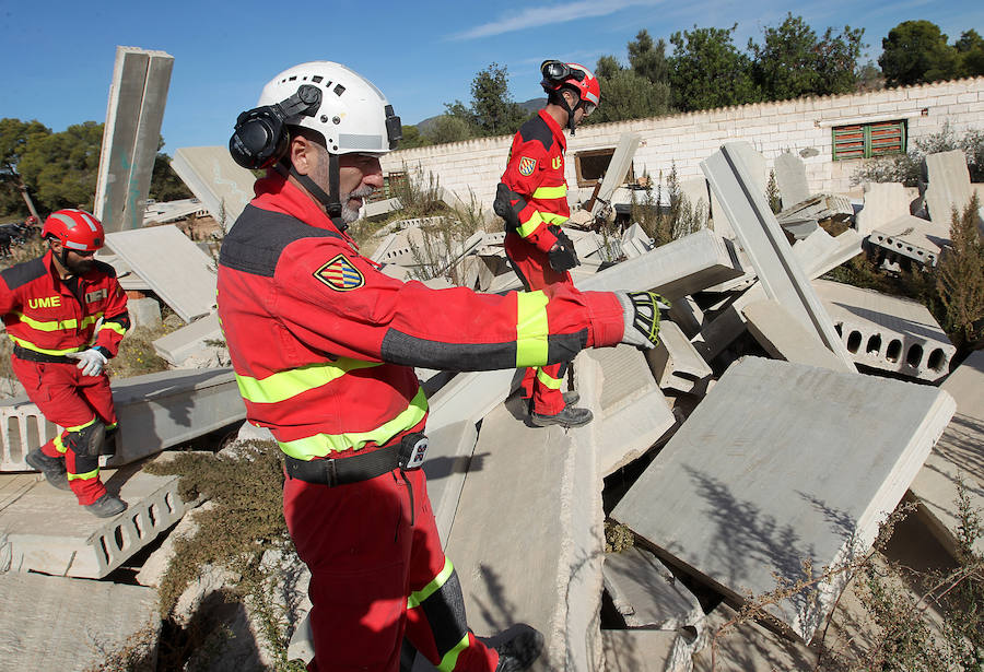 Fotos del tercer Batallón de Intervención de Emergencias de la UME en Bétera