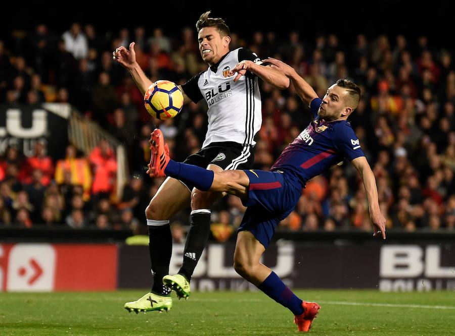 Estas son las mejores imágenes que deja el choque de la jornada 13 en Mestalla