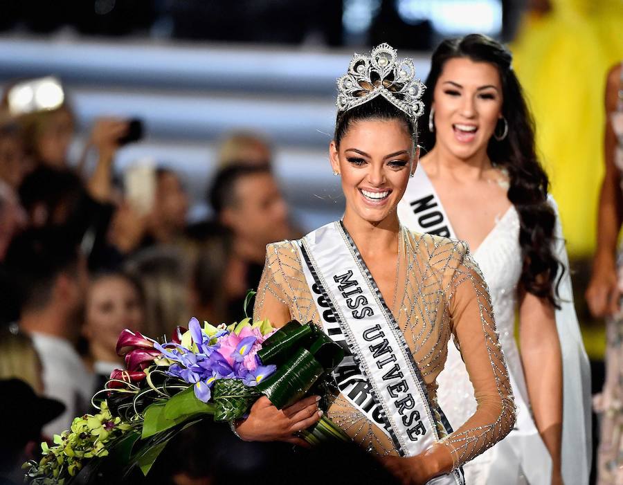 La sudafricana Demi-Leigh Nel-Peters, de 22 años, se hace con la corona y vence a la colombiana Laura González y a la jamaicana Davinia Bennet