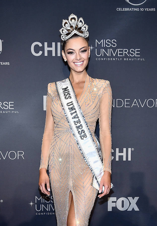 La sudafricana Demi-Leigh Nel-Peters, de 22 años, se hace con la corona y vence a la colombiana Laura González y a la jamaicana Davinia Bennet