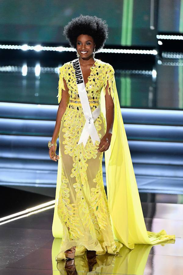 La sudafricana Demi-Leigh Nel-Peters, de 22 años, se hace con la corona y vence a la colombiana Laura González y a la jamaicana Davinia Bennet