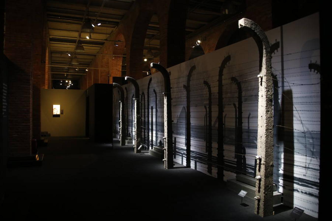 La exposición definitiva sobre el terrible campo de exterminio de Auschwitz, organizada por una empresa vasca, reúne 600 objetos y testimonios de víctimas y verdugos