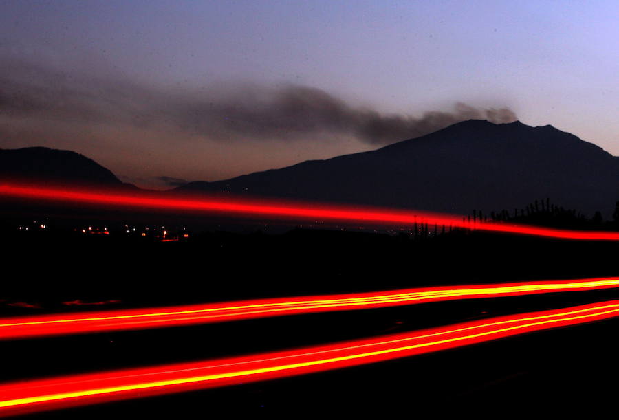 VOLCÁN GALERAS. Desde hace siglos, este volcán colombiano ha entrado en erupción con frecuencia. La primera fue en 1580 y la más devastadora, en 1993, cuando se cobró la vida nueve personas, entre las que se encontraban seis científicos que se hallaban cerca del cráter tomando muestras de los gases. Se encuentra a solo nueve kilómetros de la ciudad de San Juan de Pasto.