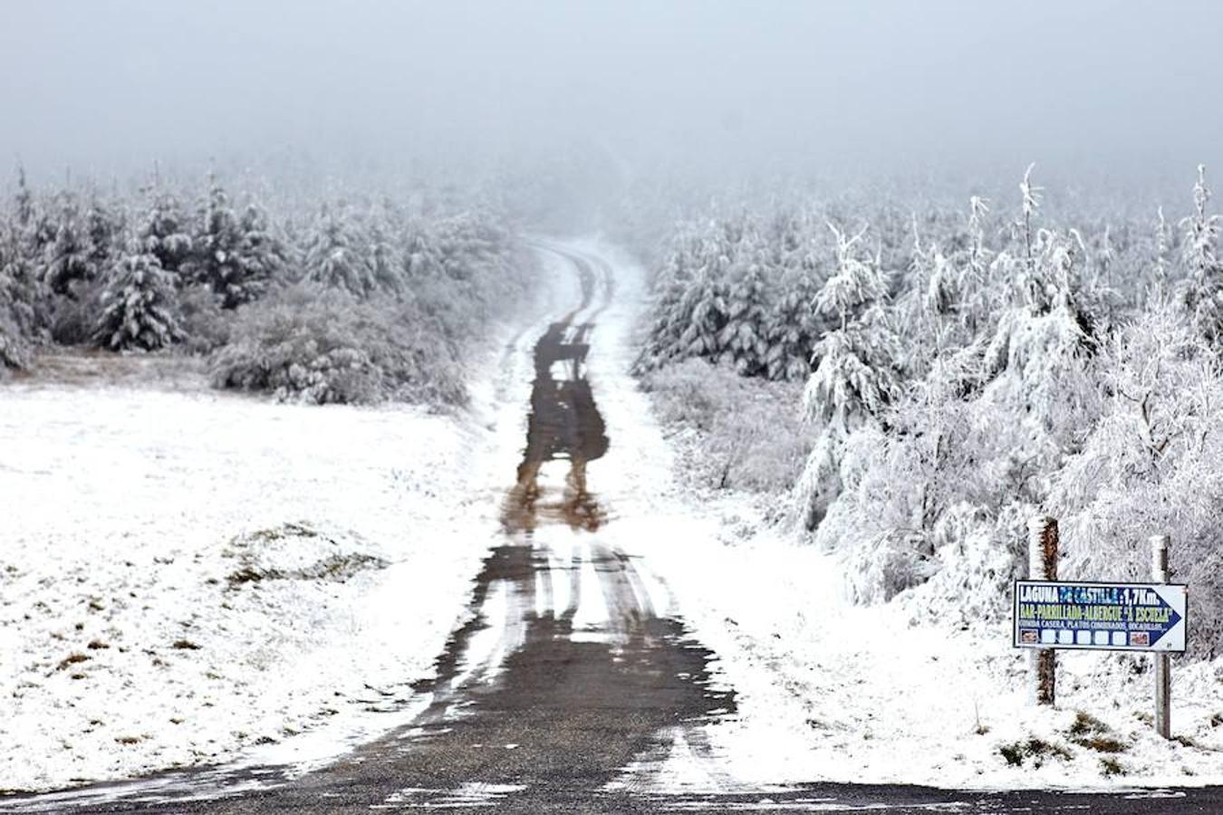 Localidades como Vitoria, Lugo o Huesca han sufrido de forma especial el temporal de nieve