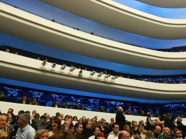 El palco, ayer, sin autoridades. 