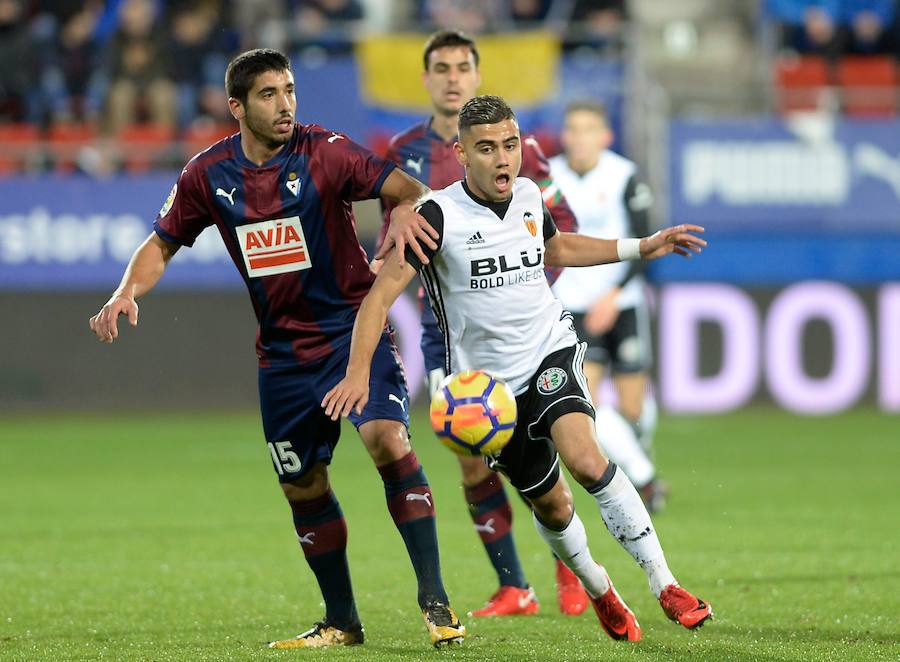 Éstas son las mejores imágenes que deja el partido correspondiente a la jornada 16 de la Liga en Ipurua