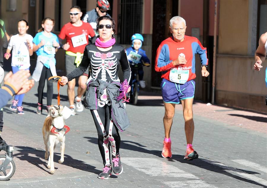 Fotos de la San Silvestre 2017 de Cheste