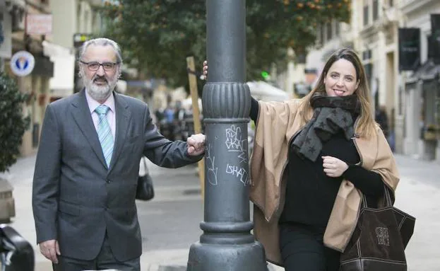 Padre e hija reconocen que es duro trabajar en familia.