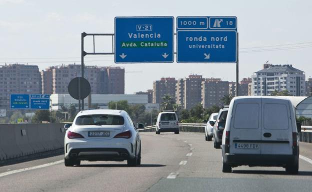 El tramo de la V-21 de acceso a Valencia.