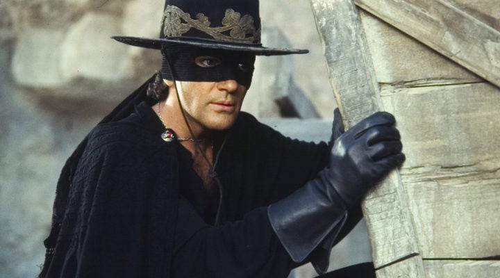 LA MÁSCARA DEL ZORRO | Protagonizada por Antonio Banderas, Anthony Hopkins y Catherine Zeta-Jones, está ambientada en el México de 1821 y cuenta la historia de un héroe popular que lucha contra el dominio colonial español.