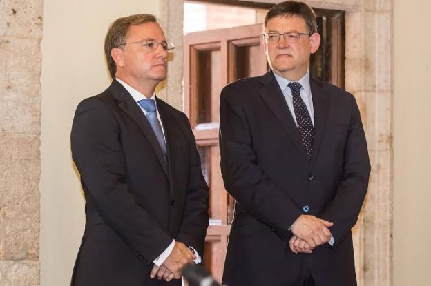 El delegado del Gobierno, Juan Carlos Moragues, junto al presidente de la Generalitat, Ximo Puig, en un acto oficial. 