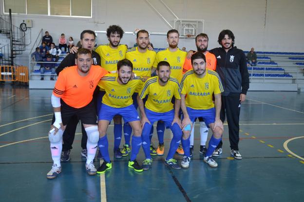 Los integrantes del Dénia Futsal en uno de los últimos encuentros disputados en casa en noviembre. 