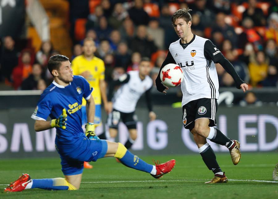 Estas son las imágenes que deja el partido de vuelta de octavos de Copa del Rey en Mestalla