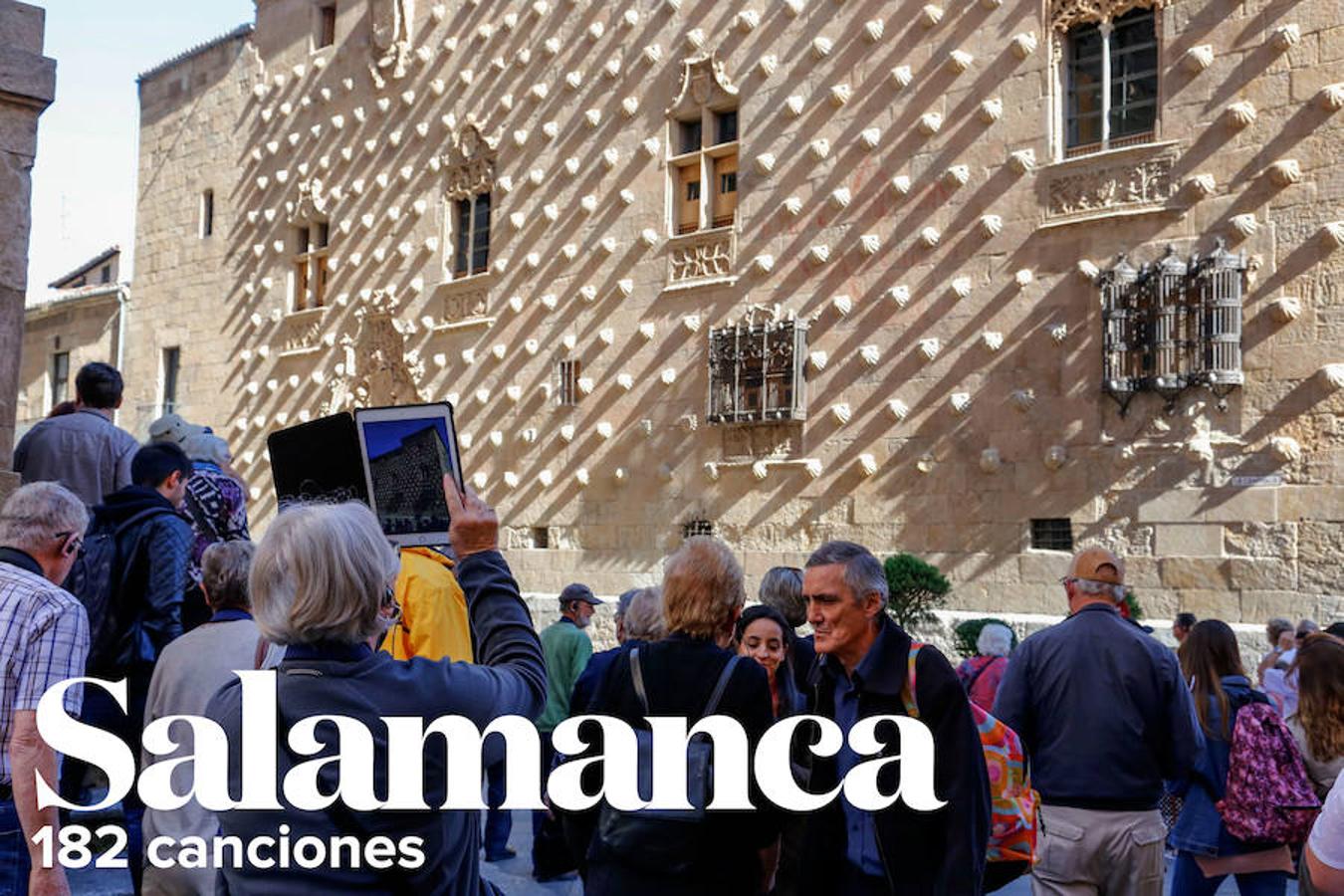 Salamanca se encuentra en la décima posición, con 182 canciones sobre ella. Entre estos temas destaca 'Mi Salamanca' de Rafael Farina, toda una oda a la ciudad, una «joya sin igual».