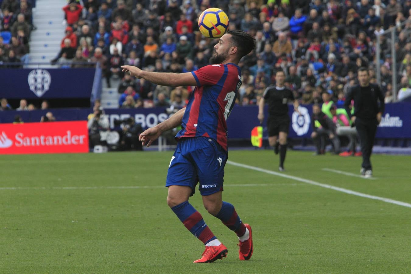 Estas son las fotos que deja el partido de la jornada 19 de la Liga en el Ciutat