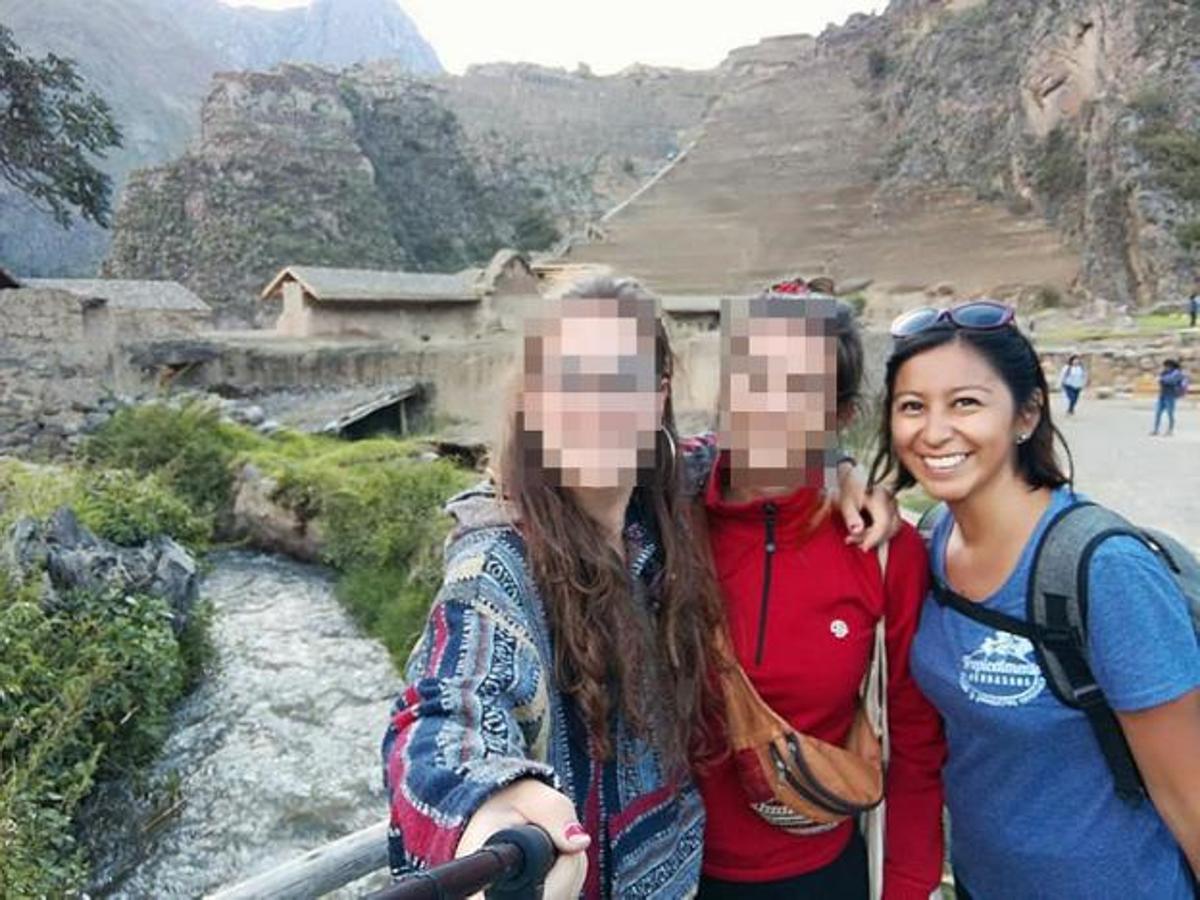 La joven viajó a Ecuador y Perú para conocer sus orígenes.