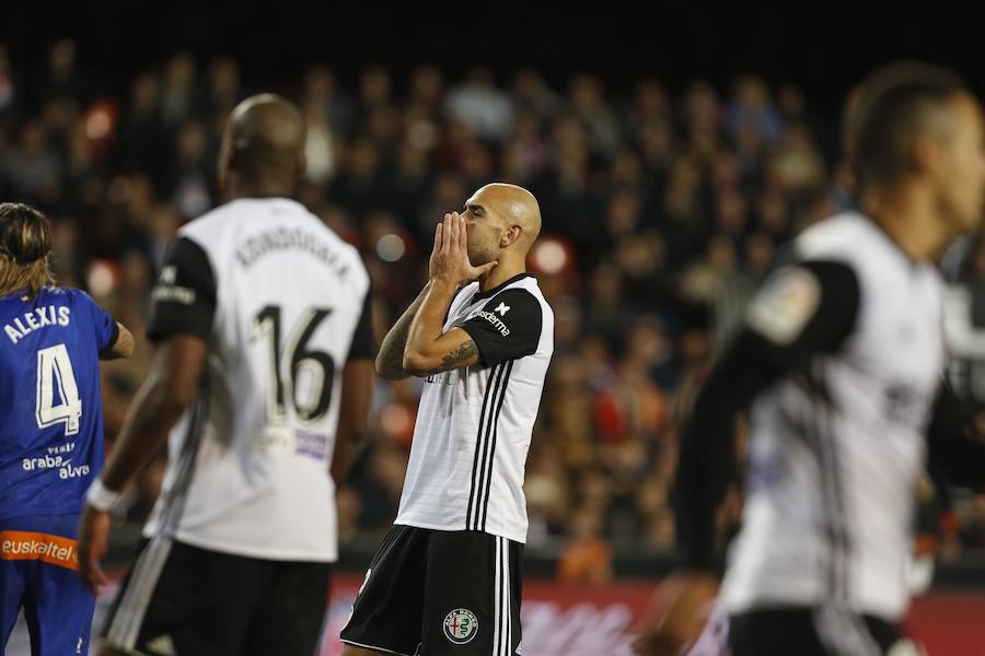 Estas son las mejores imágenes del partido de ida de cuartos de Copa del Rey en Mestalla