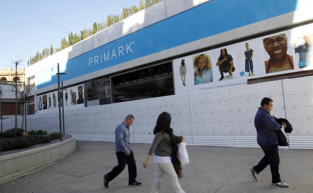 Apertura de la tienda Primark cerca de la plaza de Toros en Valencia.