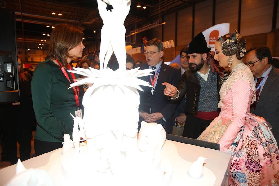 Fotos de las falleras en Fitur 2018