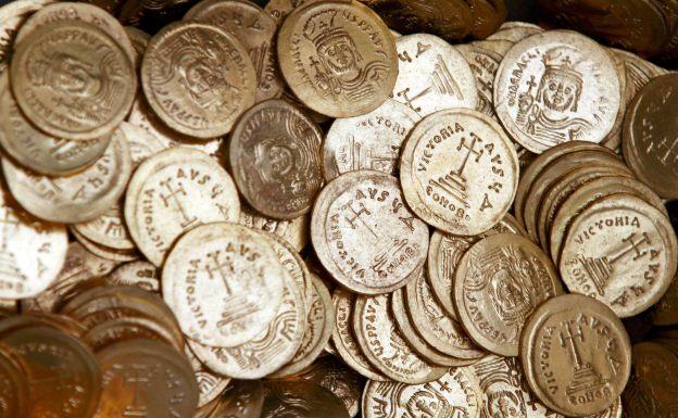 Las monedas antiguas se cotizan alto en el mercado de colección.