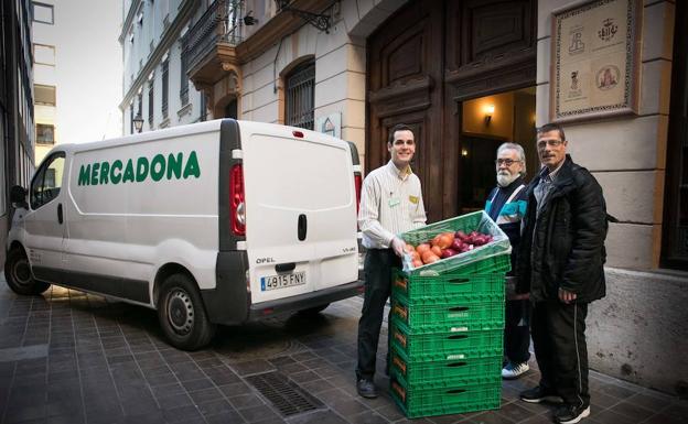 Mercadona comienza a colaborar en Valencia con el comedor del Casal de la Pau