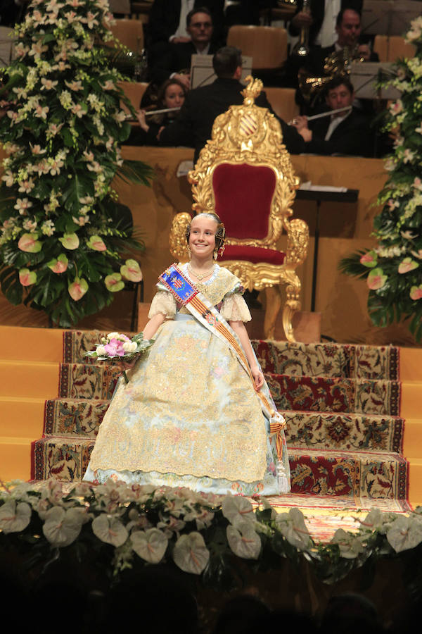 Fotos de la exaltación de la fallera mayor infantil de Valencia