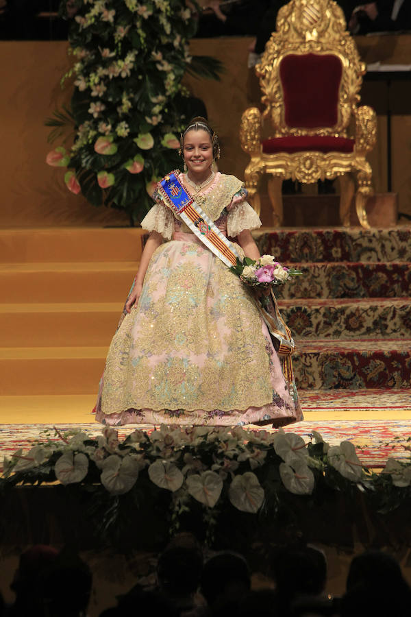 Fotos de la exaltación de la fallera mayor infantil de Valencia