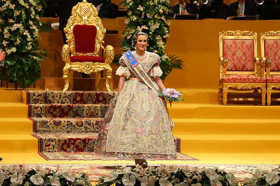 Fotos de la exaltación de la fallera mayor de Valencia 2018