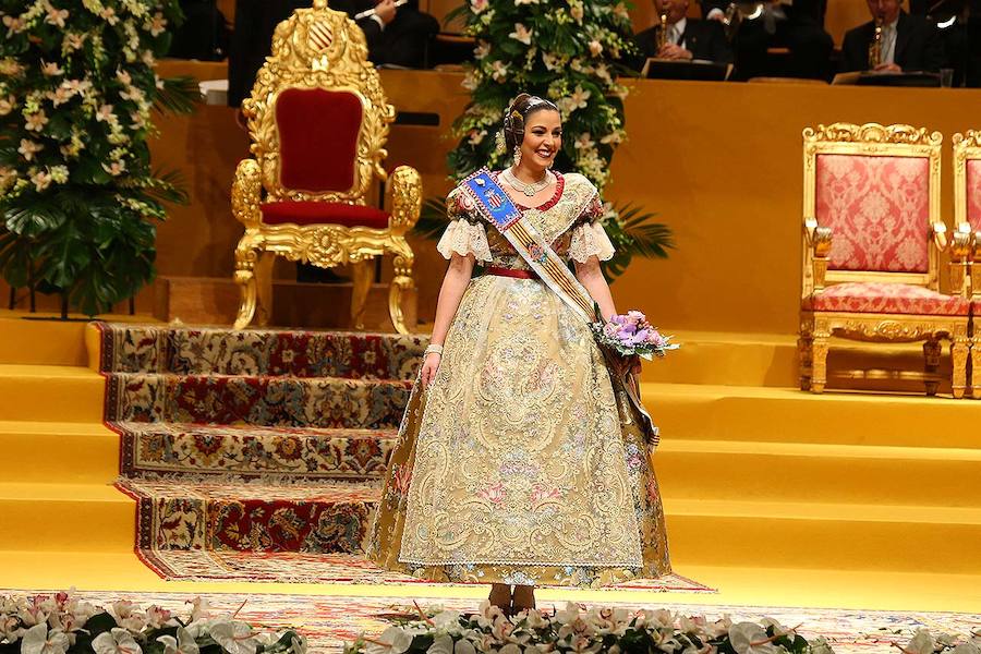 Fotos de la exaltación de la fallera mayor de Valencia 2018