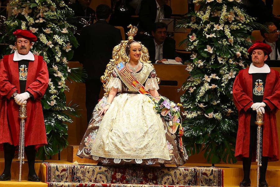 Fotos de la exaltación de la fallera mayor de Valencia 2018