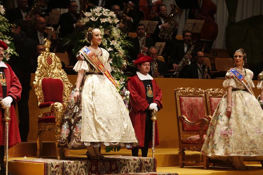 Fotos de la exaltación de la fallera mayor de Valencia 2018