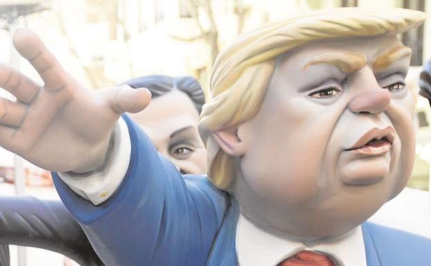 Ninot fallero.