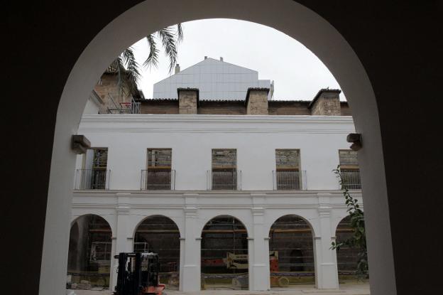 El monasterio de La Roqueta, durante las obras de consolidación. 