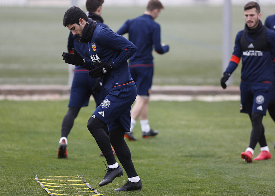 Así se han entrenado los jugadores del conjunto blanquinegro en Paterna.