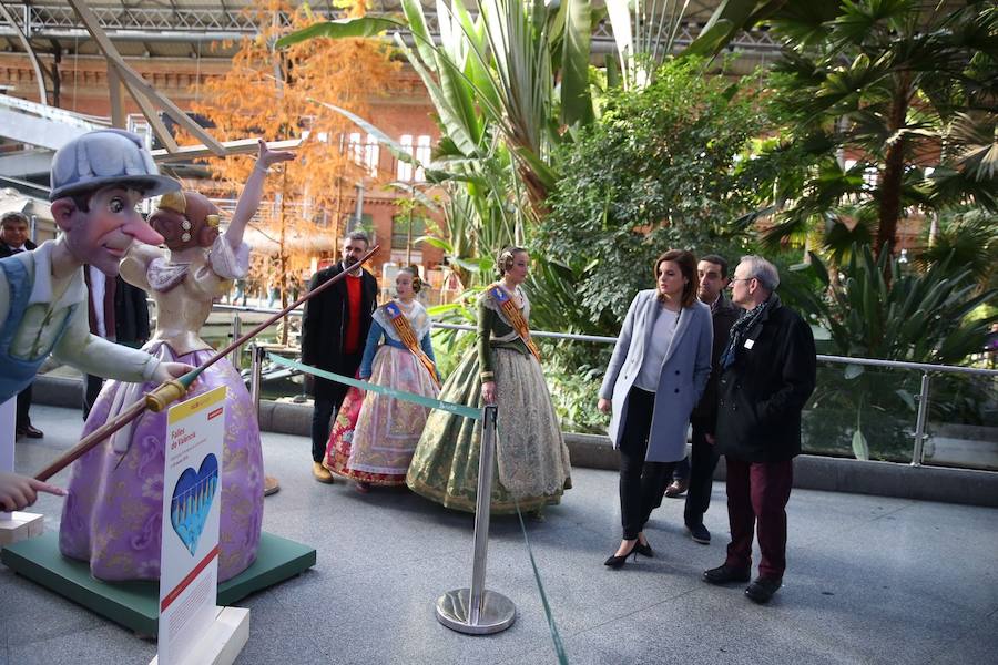 Fotos de la inauguración de la falla instalada en la estación de Atocha en Madrid