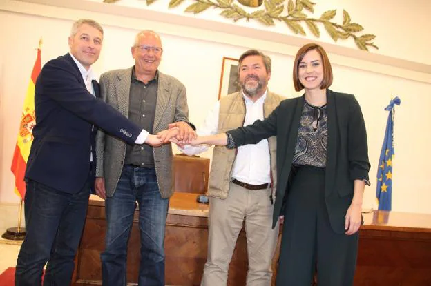 González, Grimalt, Carrió y Morant en una reunión en Dénia. 