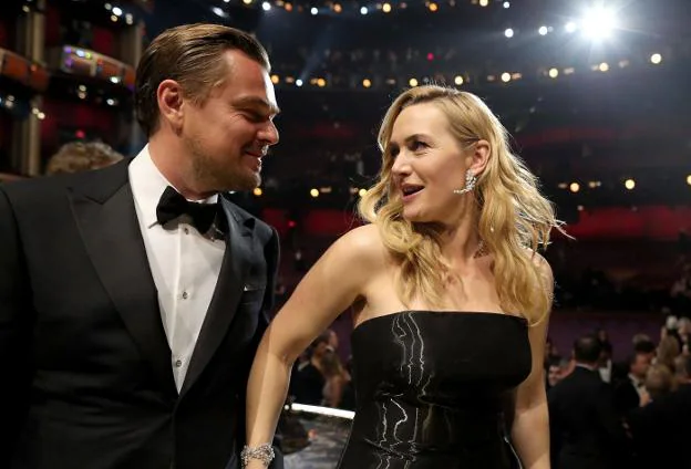 DiCaprio y Winslet mantienen una gran amistad veinte años después de rodar juntos 'Titanic' . 