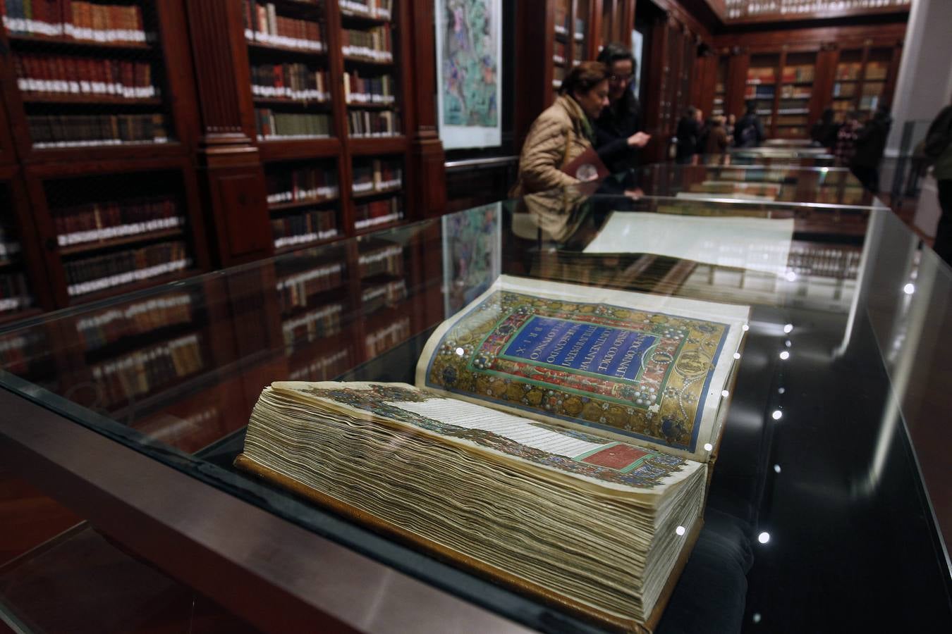 Fotos: Fotos de las joyas manuscritas e incunables de la exposición de la Universitat de València