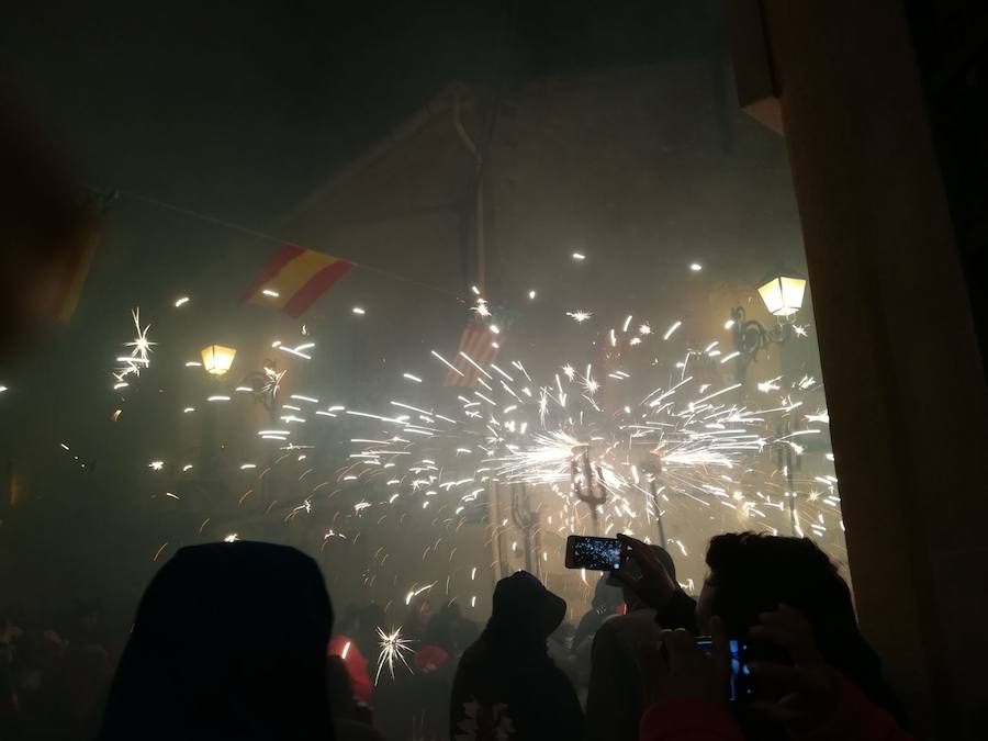 El barrio de Valencia celebra los días previos a la festividad de su patrona. Hoy ha tenido lugar el correfoc por las calles del casco antiguo. El programa de actos para este fin de semana es el siguiente: sábado: guitarrà y cant d'estil; domingo: alborada a la medianoche, volteo de campanas y disparo pirotécnico por la mañana y ofrenda a las 18 horas; lunes: misa de descubrir a las 06:30 horas, traslado de la imagen a mediodía, mascletà en la plaza Badajoz a las 14 horas, procesión a las 20 horas y disparo de fuegos artificiales a las 22 horas.