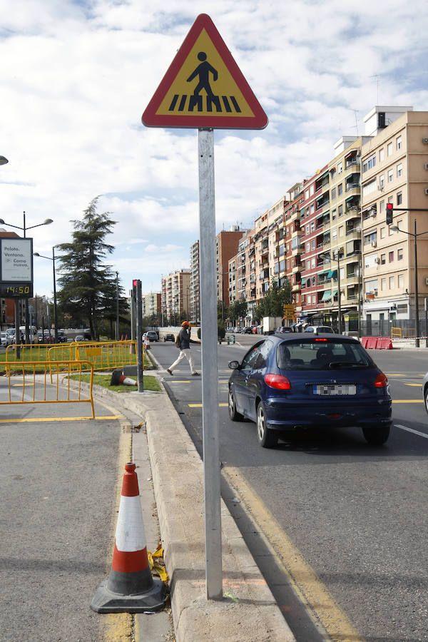 Fotos: Fotos de las señales indebidas en la avenida del Cid