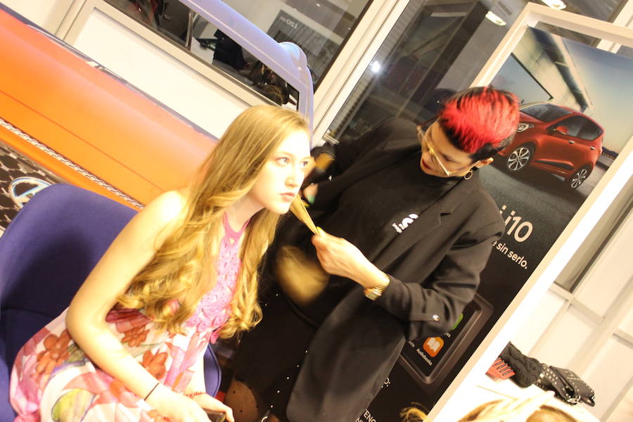 El ‘Kona Tour’ llegó a Hyundai Autiber para convertir la sede del concesionario en el parque Albán de Burjassot en un espacio dedicado a la moda, la danza y el diseño.