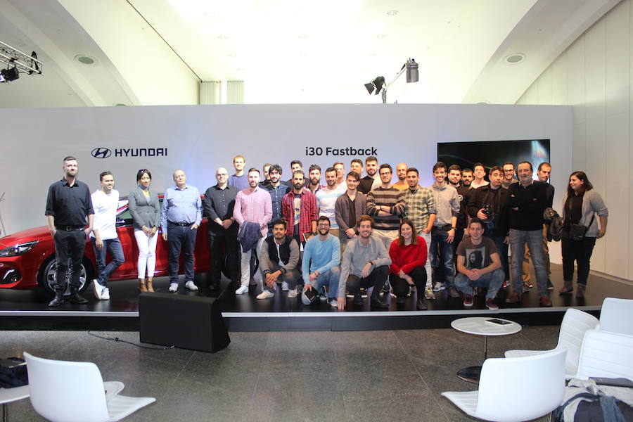 Los alumnos del máster en 'car design' de Valencia conocieron las claves del futuro de Hyundai durante la presentación del i30