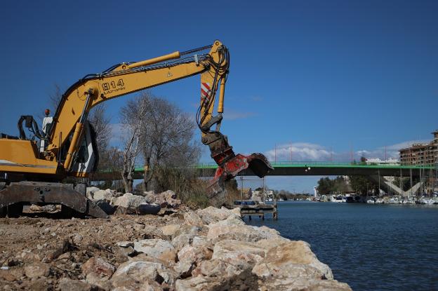 Obras que se están efectuando en Cullera. 