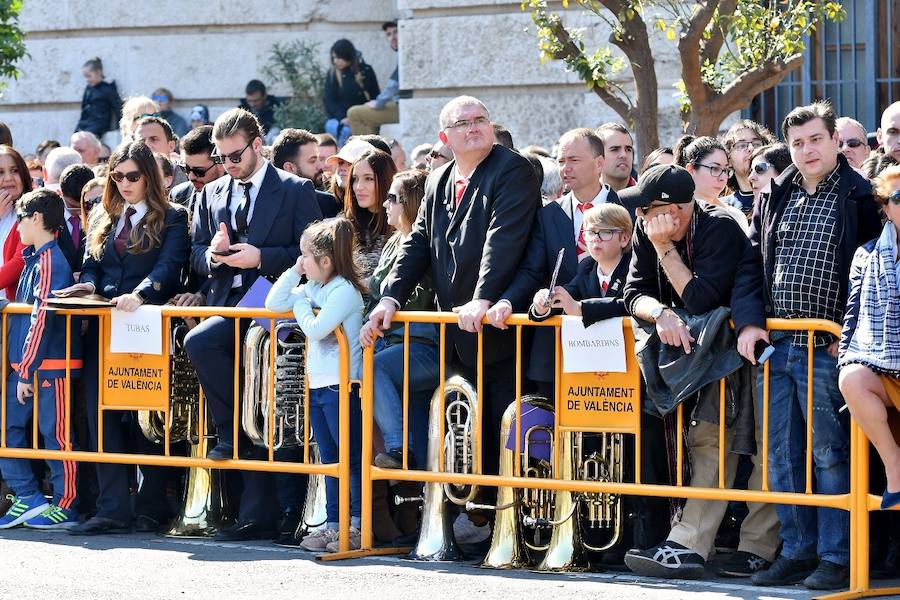 Fotos: Búscate en la mascletà del 25 de febrero en las Fallas 2018