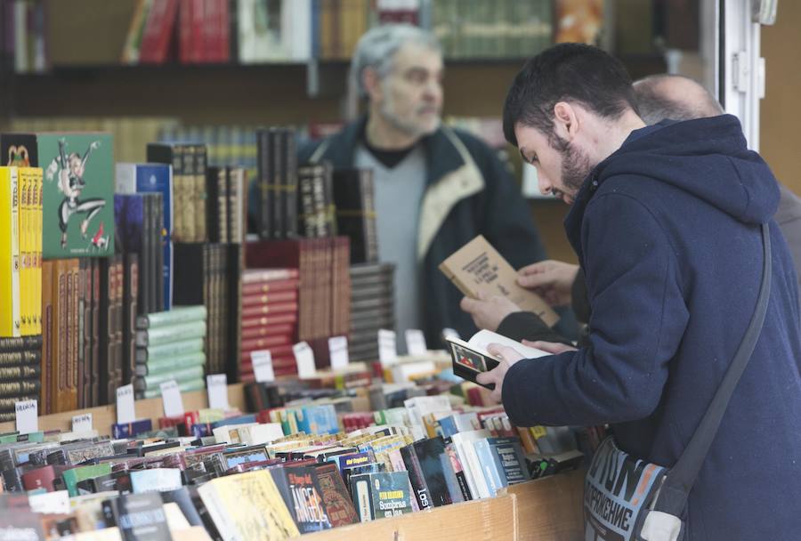 Fotos: Fotos de la Feria del Libro Antiguo y de Ocasión de Valencia 2018