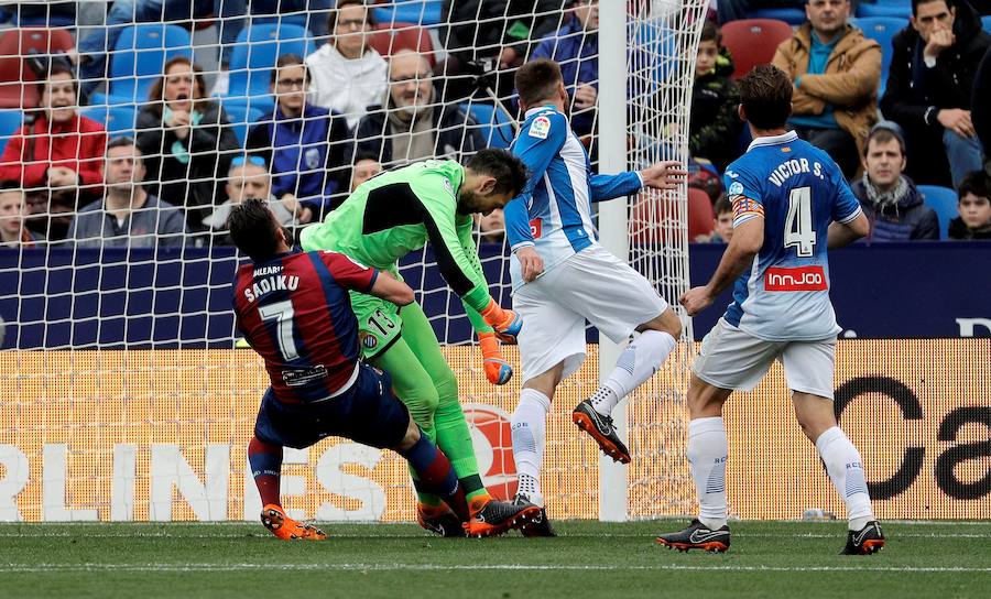 Estas son las imágenes que deja el partido de la jornada 27 en el Ciutat de València