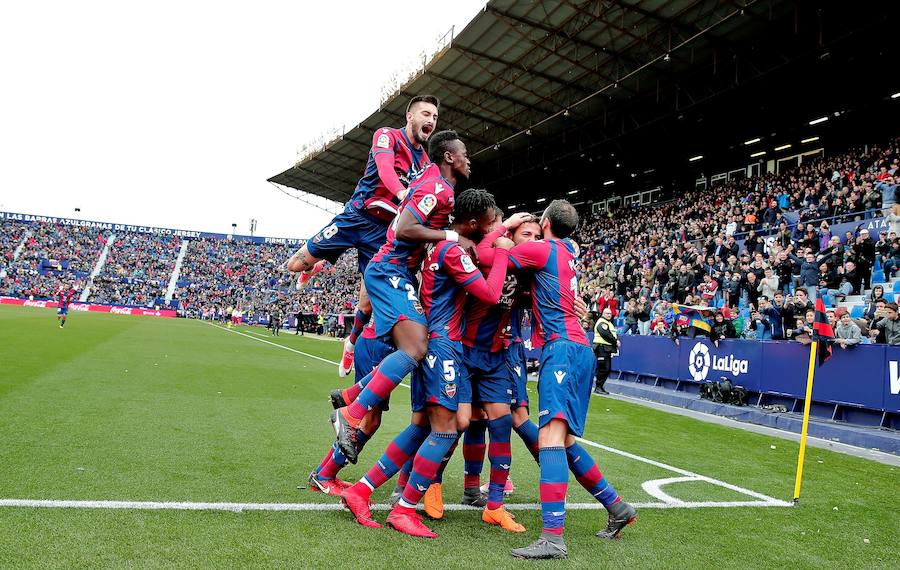 Estas son las imágenes que deja el partido de la jornada 27 en el Ciutat de València