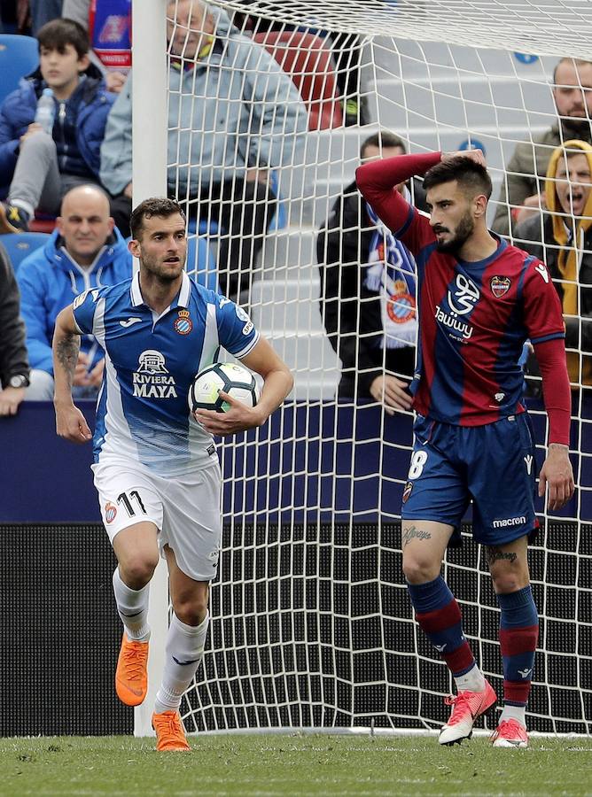 Estas son las imágenes que deja el partido de la jornada 27 en el Ciutat de València