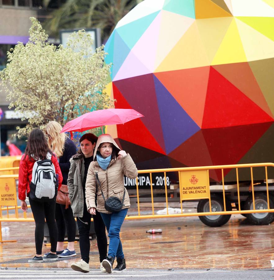 Fotos: Así ha sido la mascletà del primer domingo de marzo